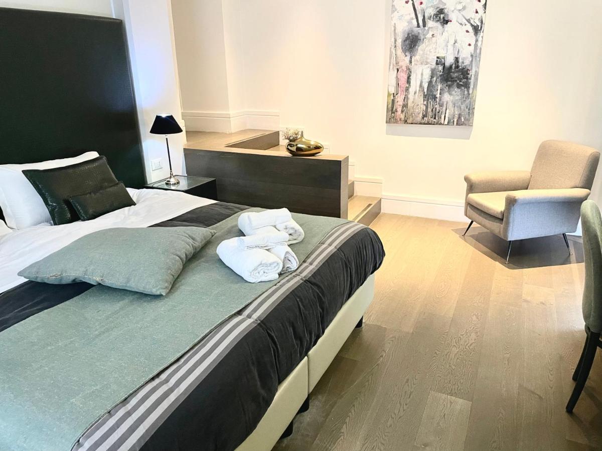 Xenia Luxury Rooms 레조디칼라브리아 외부 사진