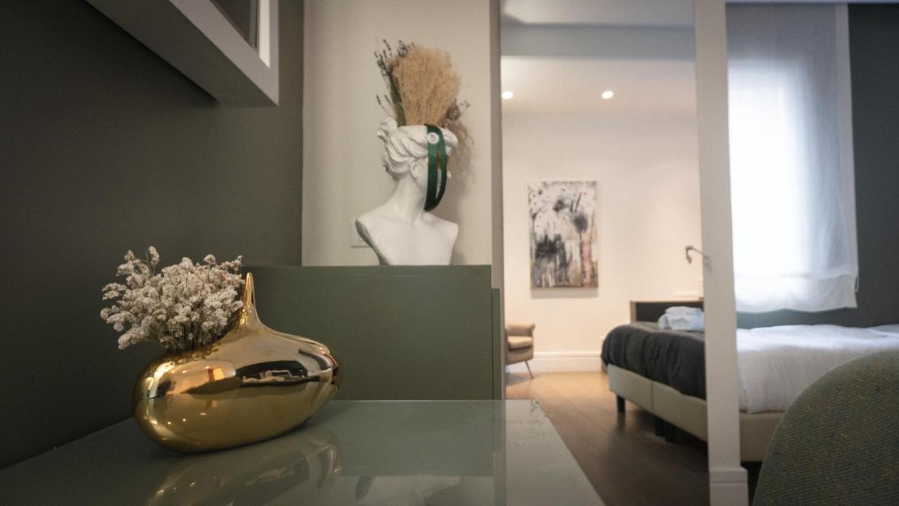 Xenia Luxury Rooms 레조디칼라브리아 외부 사진